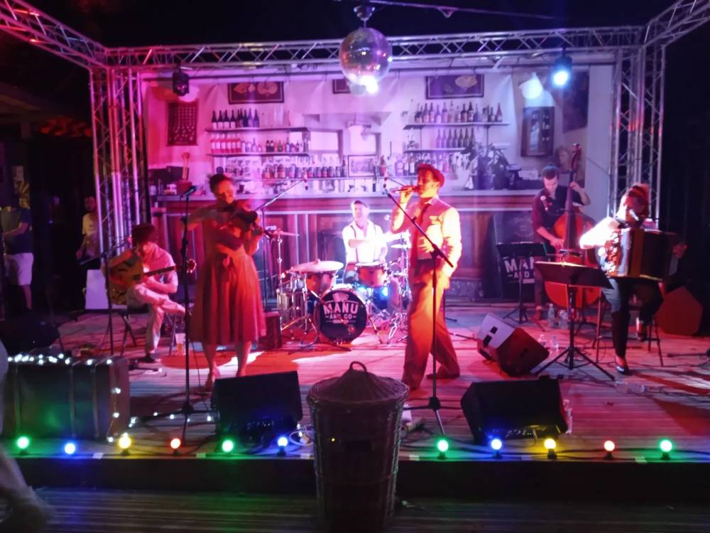 LE BIG BAND, show musical de jazz, swing et mambo